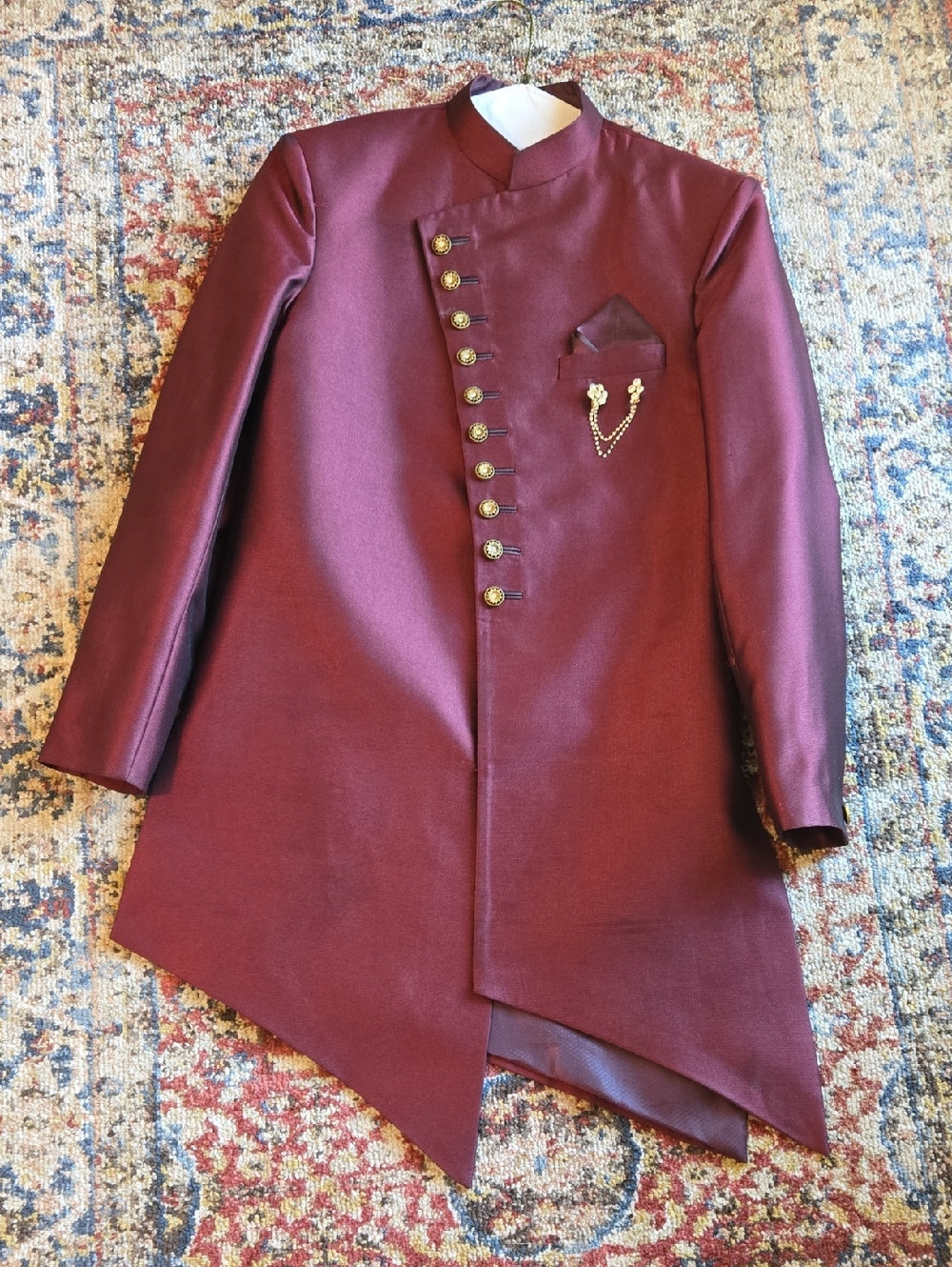 Elegant Burgundy Jacket top rhinestone pin pocket handkerchief size 38